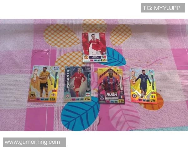 帕尼尼足球球星卡经典补充包全新上市 重温传奇球员瞬间 帕尼尼足球球星卡经典补充包全新上市 重温传奇球员瞬间